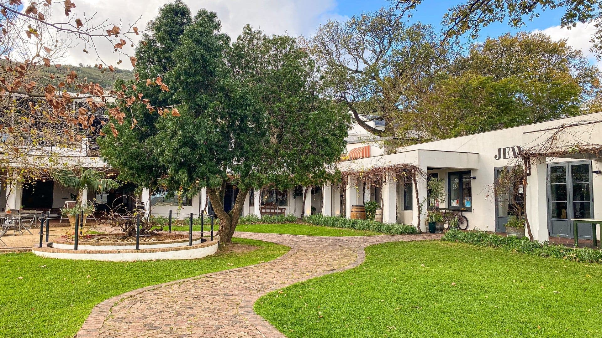 Table Mountain Fast Track + Franschhoek Wine Tram — 10